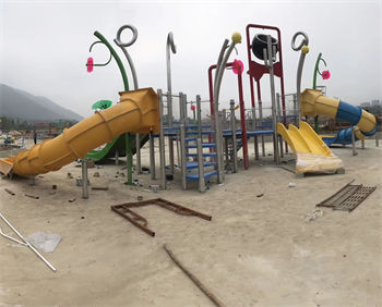 廣東肇慶羚羊峽古棧道森林公園訂做戲水設備案例