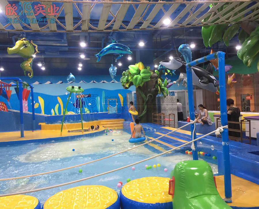 小型室內(nèi)水上樂(lè)園定制案例