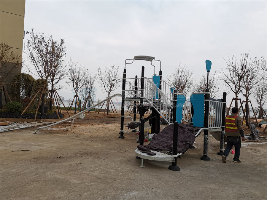 住宅小區(qū)無(wú)動(dòng)力組合滑梯定制