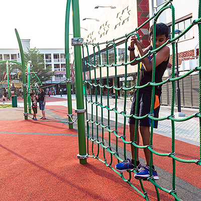 社區兒童攀爬網