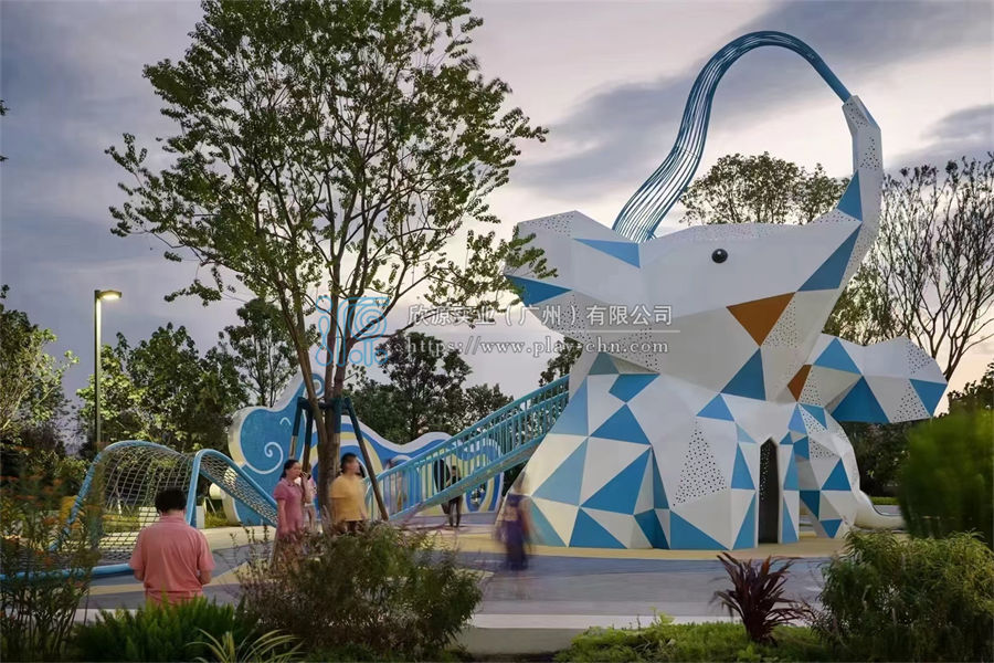 如何設計一個適合所有年齡段的水上樂園？ -1393