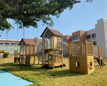 戶(hù)外木質(zhì)攀爬拓展設(shè)備