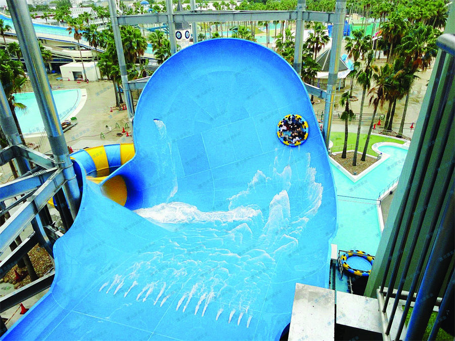 魔鬼魚水滑梯