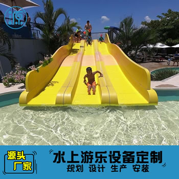 迷你板多滑道競(jìng)速水上滑梯