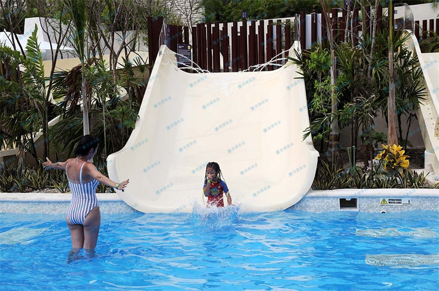 迷你坡形水水滑道