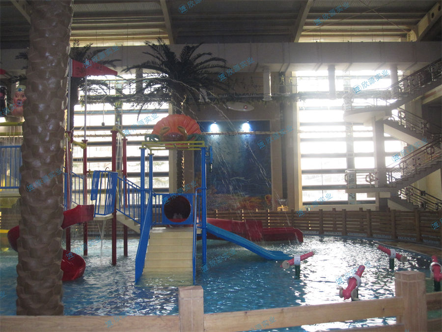 室內水上樂園中型水寨制作案例