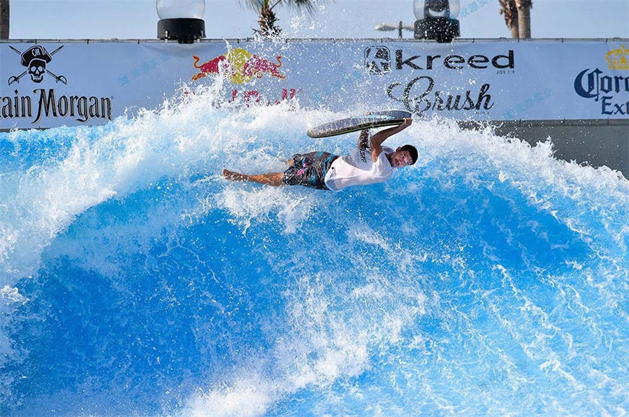 圓筒海浪沖浪模擬器