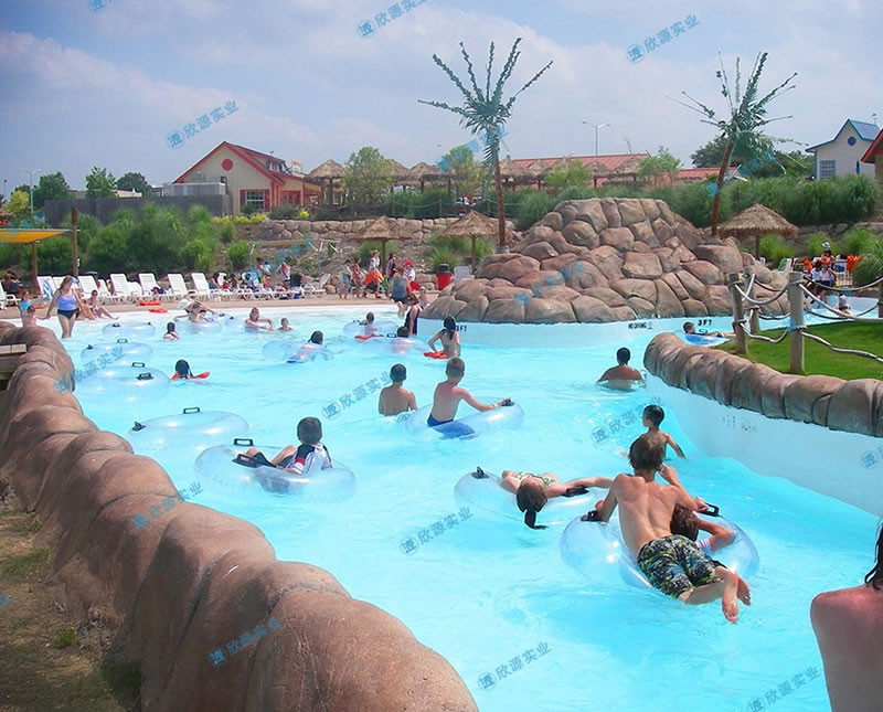 水上游樂場懶人河