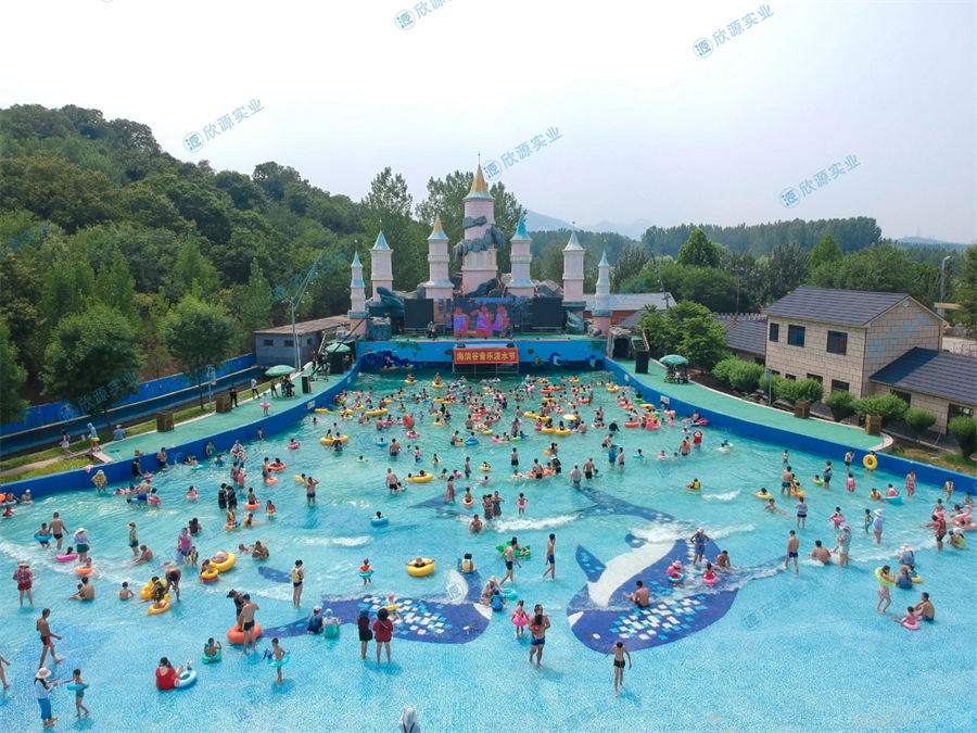 水上樂園真空造浪池設(shè)備