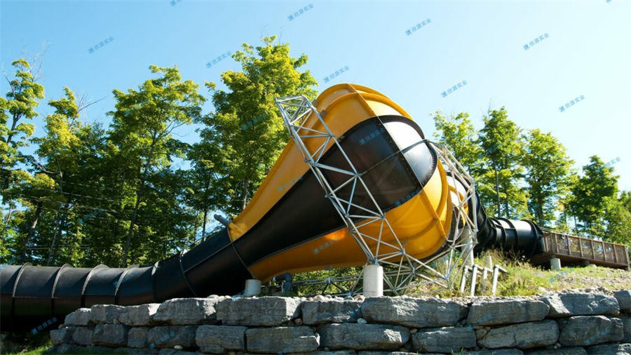 水上樂園設計的夜間煙花和燈光秀如何增添浪漫?-7535