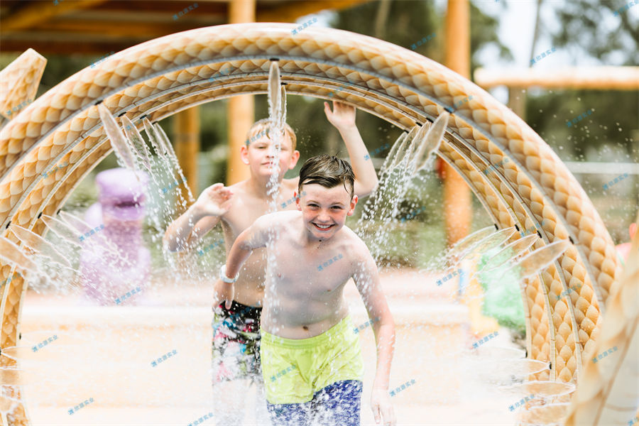 水上游樂場設(shè)備在運(yùn)行中超過預(yù)定位置可能存在的危險(xiǎn)-7574