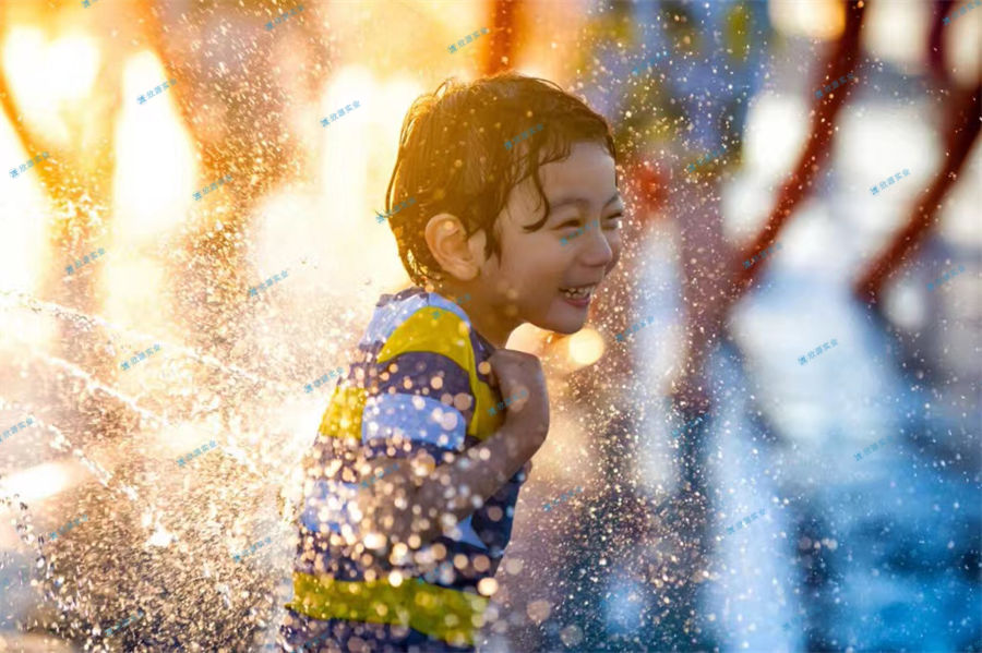 【水上樂園設(shè)備】水上樂園員工需要學(xué)會應(yīng)急處置