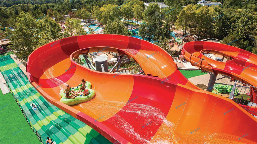 人工造浪設備對于一個水上樂園而言是非常重要的-7884