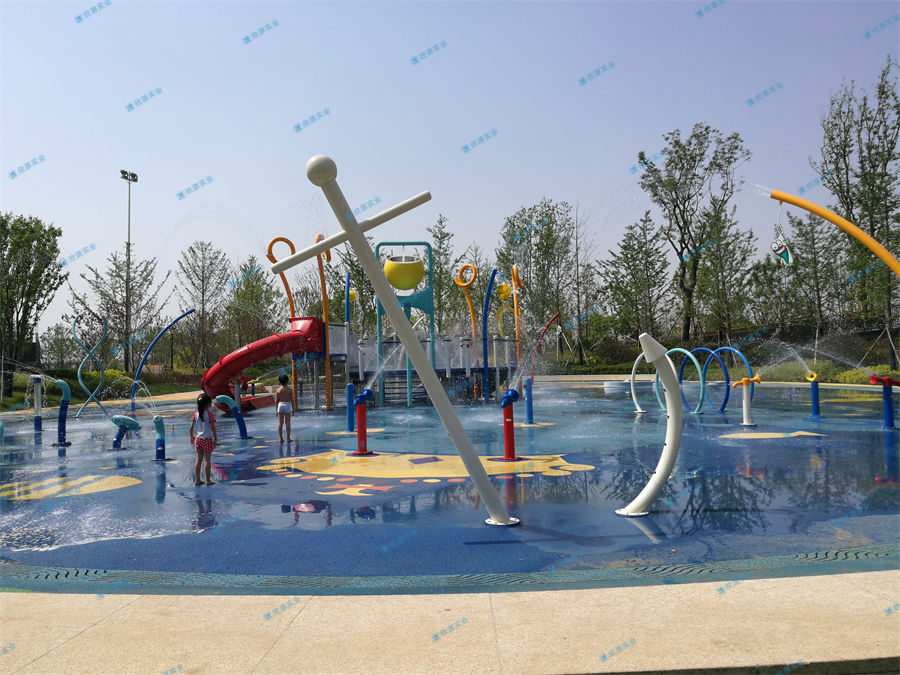 水上游樂設施廠家準備開始!-7756