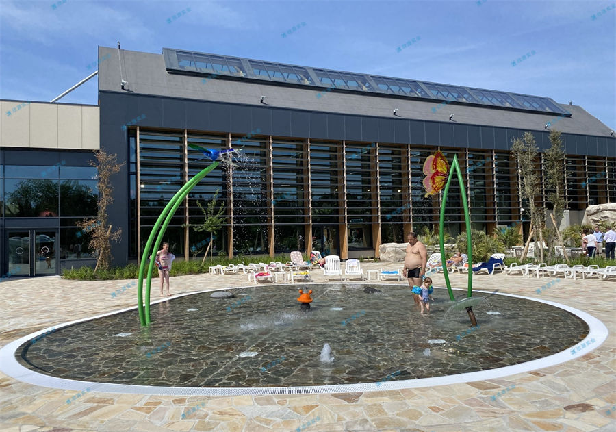 在運(yùn)營(yíng)中應(yīng)注意勸阻游客的事項(xiàng)-7721