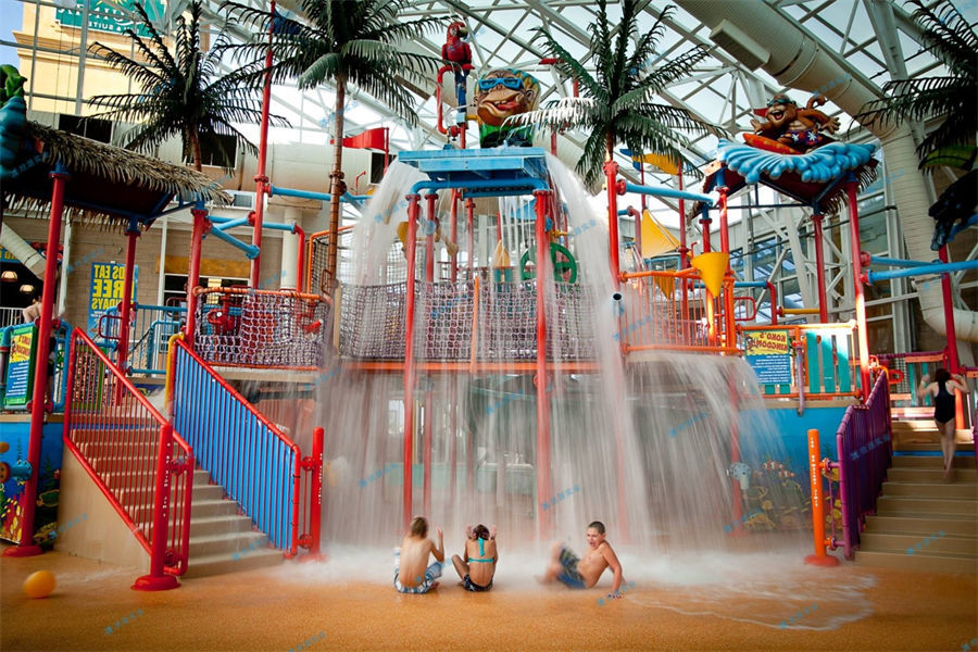 充氣水上樂園一直被模仿，但從未被超越