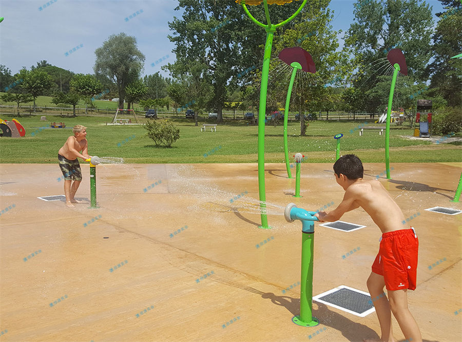 水上樂園的夜間活動如何吸引游客？-7842