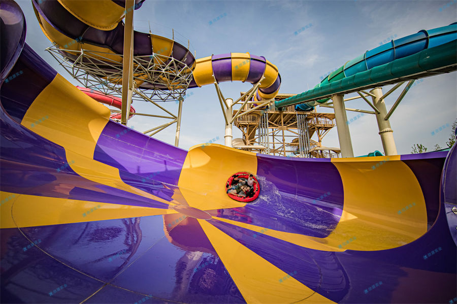 水上樂園設備為什么會如此受大眾歡迎呢?-7533
