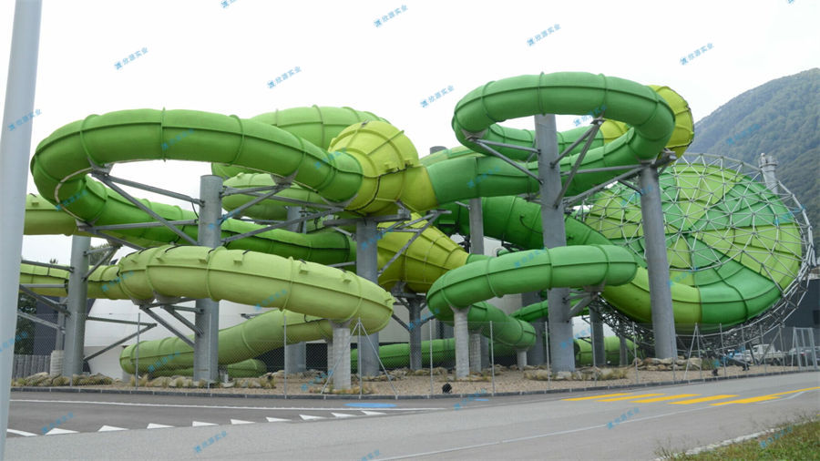 水上樂園的游客購買額外服務如何增加收入？-7306