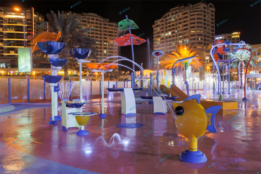 充氣水上樂園成本低