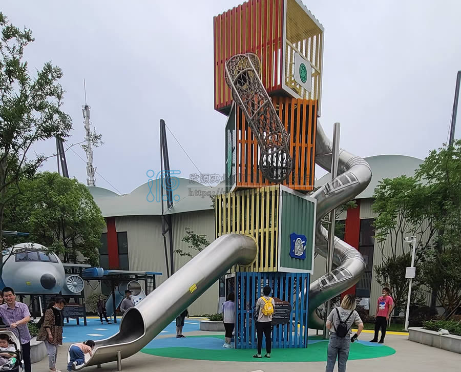 {cms_img_title} {cms_img_title}